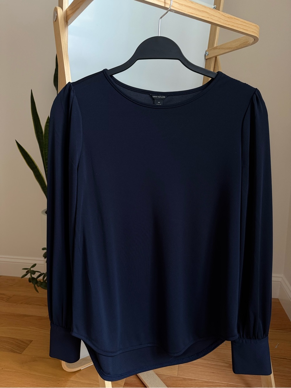 Ann Taylor Navy Long-Sleeve Round-Neck Blouse